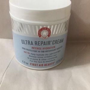 First Aid Beauty Ultra Repair Cream